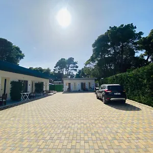 Holiday Cabins Vlore Dom wakacyjny